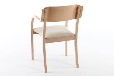 Bequeme Armlehnenstühle aus Holz